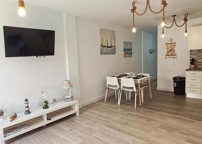 Elmarinero En Alondras Park * Costa del Silencio